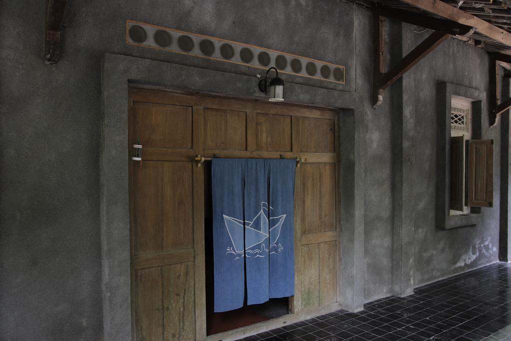 Rumah Senjakala Бантул Экстерьер фото